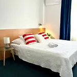 Sziget23 招待所 3*