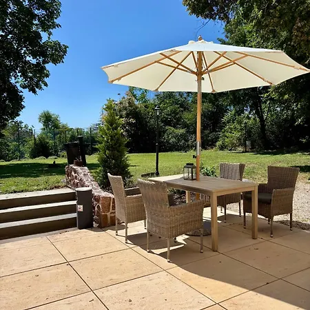 Sziget23 Gæstehus Ábrahámhegy