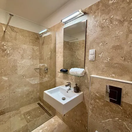 Sziget23 Guest house Abrahamhegy
