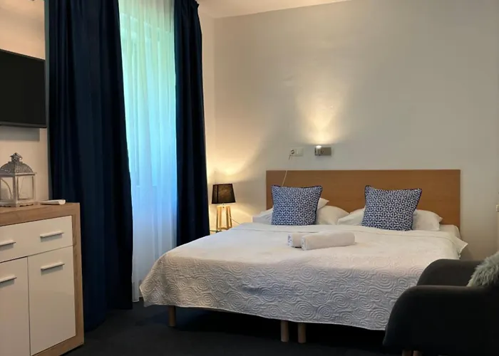 Sziget23 Pensjonat Ábrahámhegy